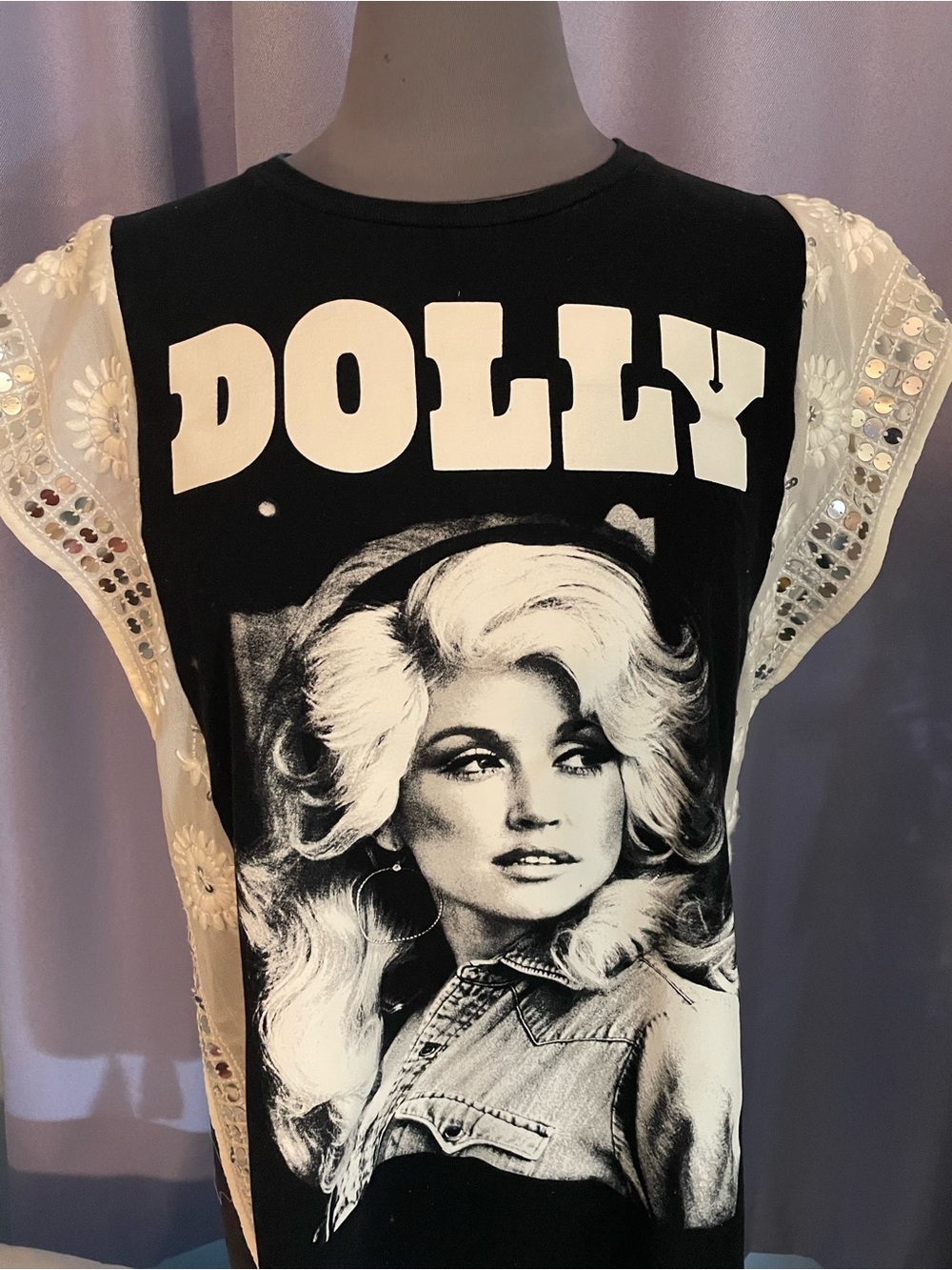 Dolly Premium Custom Band Tee